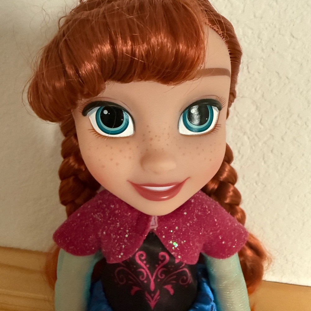 Disney’s Frozen Anna Doll 13 inches tall - Picture 3 of 3